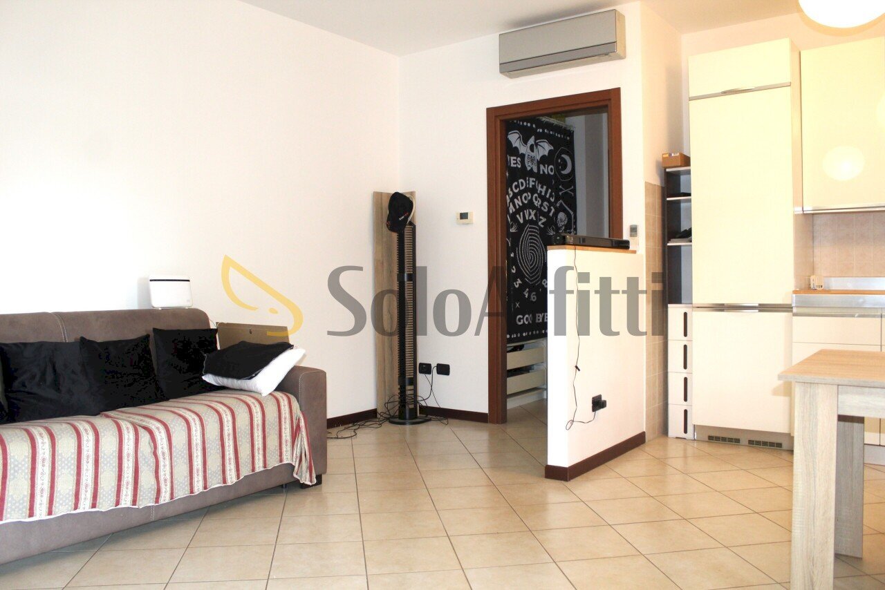Soggiorno - Two-room apartment Via Antonio Stoppani, Parabiago - photo 2