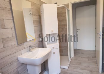 Bagno - Two-room apartment Piazza Burgaria, Dairago - photo 9