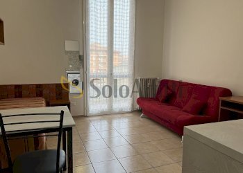 One-room apartment Via Teodoro Lovati 33, Pavia - photo 3