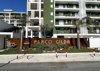 ingresso cmplesso - Bilocale Via Pietro Giannone 25, Bari - foto 1