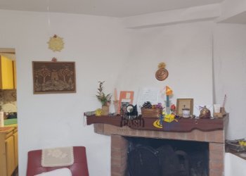 20230310_145550.jpg - Portion of a house vicolo della latta, Langhirano - photo 16