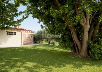porzione casa colonica ristrutturata in affitto (1 - Casale Via di San Ginese 114, Capannori - photo 2