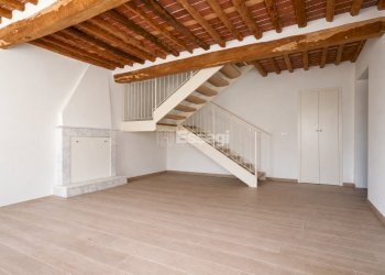 porzione casa colonica ristrutturata in affitto (7 - Casale Via di San Ginese 114, Capannori - photo 4