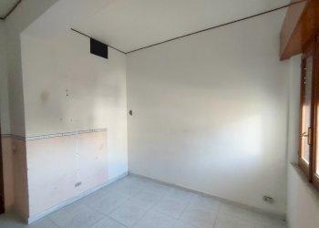 IMG20260902174908 - Trilocale Via Sbarre Superiore Diramazione Lombardo 69, Reggio di Calabria - foto 10