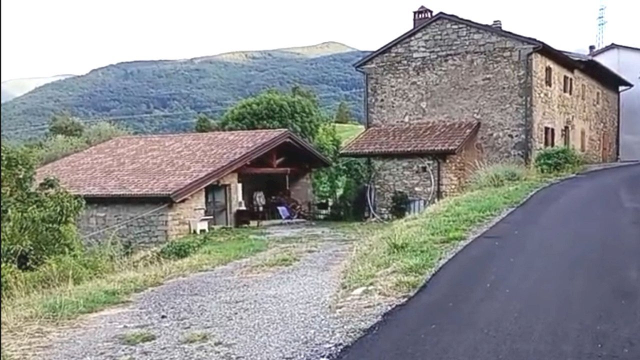 Screenshot_20260825_110725_VLC_1 - Porzione di casa Via Casa Malgari 9, Lama Mocogno - foto 1