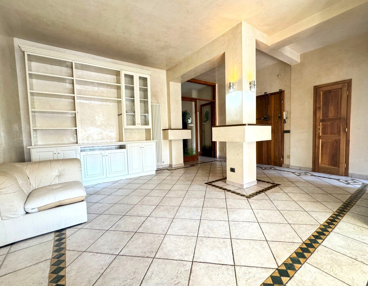 4UUUUU - Four-room apartment Via Roma 125, Prato - photo 1