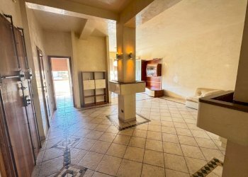 1788352473.jpg - Quadrilocale Via Roma 125, Prato - foto 2