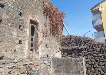 d47ce00b-4d4d-4a55-98fd-9b845c4ef2e1 - Rustic Via Maugeri 12, Valverde - photo 7