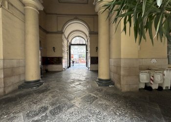 15.JPG - Three-room apartment Corso Umberto I 237, Napoli - photo 17