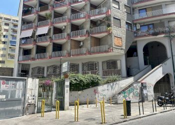 24.JPG - Appartamento Via Alessandro Scarlatti 200, Napoli (zona Vomero) - foto 26