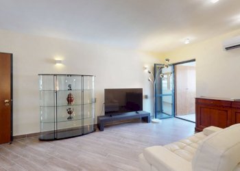 11.jpg - Appartamento Via Nicola Nicolini 68, Napoli - foto 4