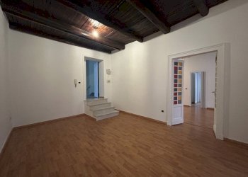 20.JPG - Appartamento Via Toledo 317, Napoli (zona Quartieri Spagnoli) - foto 15
