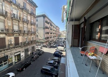 0.9.JPG - Office via Carriera Grande 32, Napoli (neighborhood Centro Storico) - photo 7