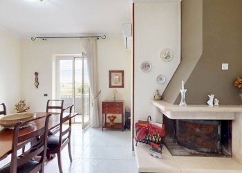 0.4.jpg - Four-room apartment Via Rodolfo Morandi 14, Mugnano di Napoli - photo 6