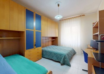25.jpg - Four-room apartment Via Rodolfo Morandi 14, Mugnano di Napoli - photo 28