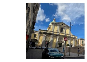 30.jpg - Appartamento Vico Santo Spirito di Palazzo 46, Napoli (zona San Ferdinando) - foto 22