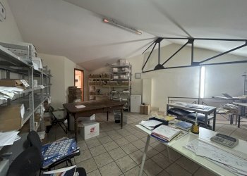 0.9.JPG - Commercial Premises Piazza Enrico Cenni 1, Napoli (neighborhood Poggioreale) - photo 8