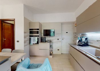 14.jpg - Appartamento Via San Domenico 38, Napoli - foto 13