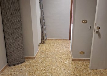 20251009_134651.jpg - Appartamento VIA RIBET 5, Torino (zona San Salvario) - foto 2