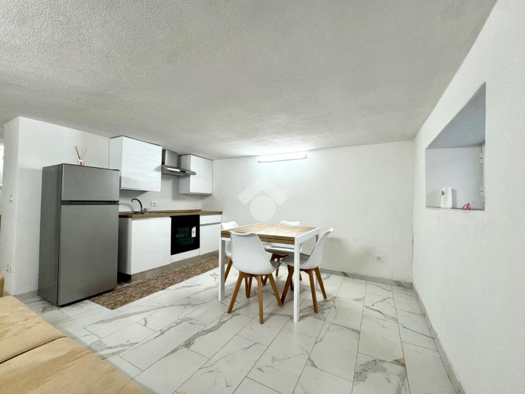 Two-room apartment Via Francesco Bogliolo, Alassio - photo 1