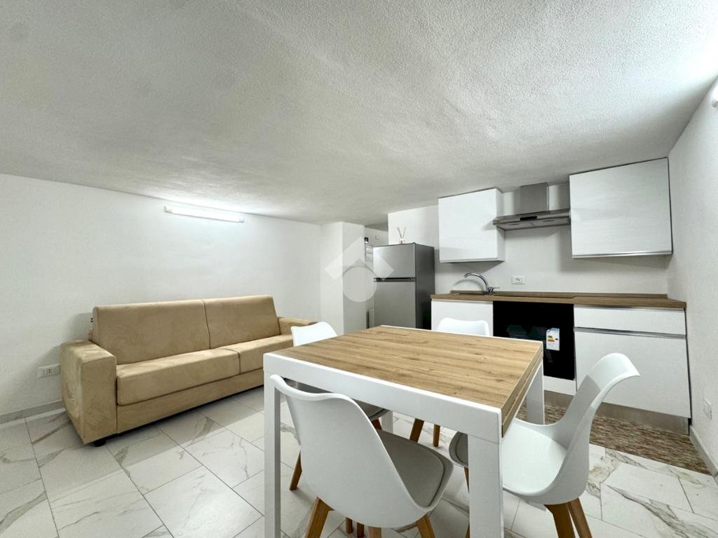 Two-room apartment Via Francesco Bogliolo, Alassio - photo 2