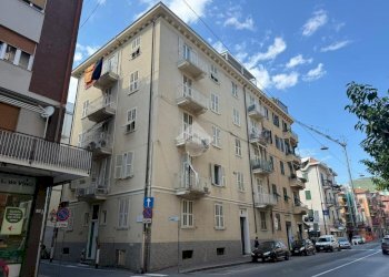 Two-room apartment Via Francesco Bogliolo, Alassio - photo 12