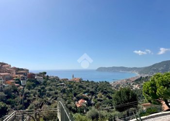 Three-room apartment Via Lepanto, Alassio - photo 5