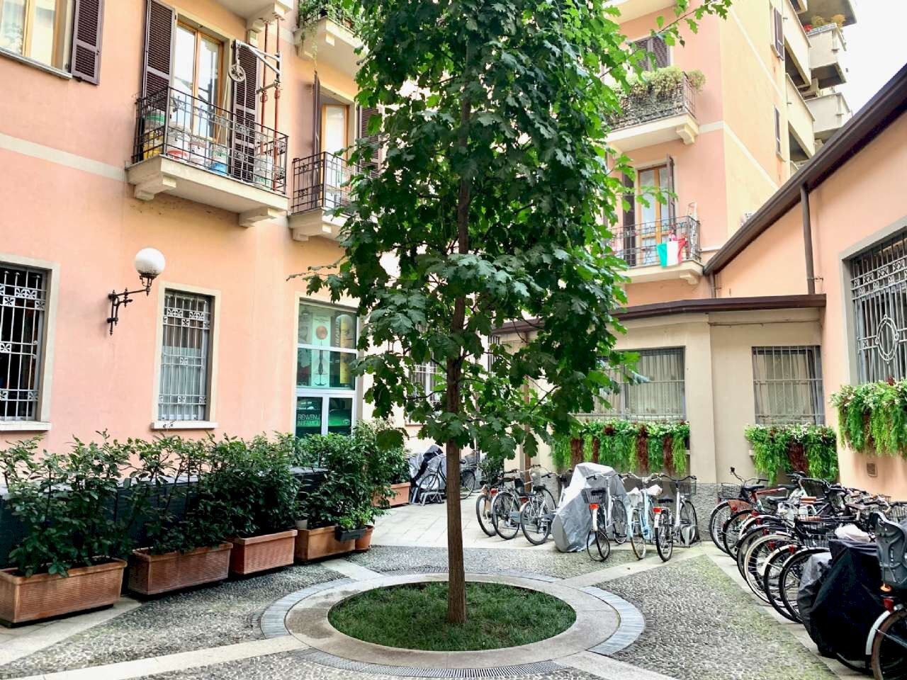 Bilocale Milano - foto 1
