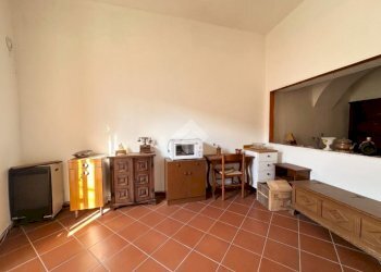 Two-room apartment Via Monsignor Vincenzo Bracco, Imperia - photo 5