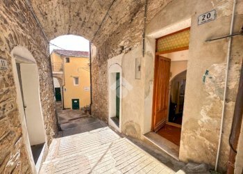 Two-room apartment Via Monsignor Vincenzo Bracco, Imperia - photo 7