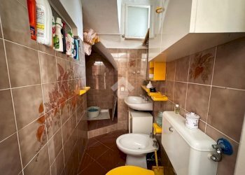 Two-room apartment Via Monsignor Vincenzo Bracco, Imperia - photo 12