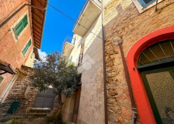 Two-room apartment Via Monsignor Vincenzo Bracco, Imperia - photo 19