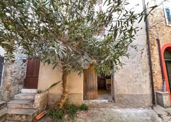 Two-room apartment Via Monsignor Vincenzo Bracco, Imperia - photo 30