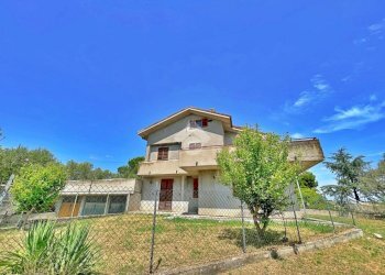 Porzione di casa Str. Santa Barbara, Tavullia - foto 4