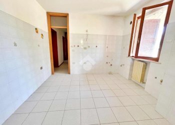 Porzione di casa Str. Santa Barbara, Tavullia - foto 8