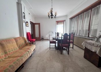 Villa Via cesare pavese, Front - foto 9