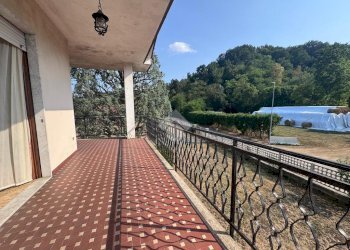 Villa Via cesare pavese, Front - foto 12