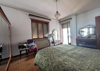 Villa Via cesare pavese, Front - foto 16