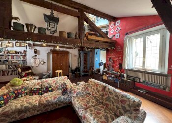 Salone - Four-room apartment Via delle Moline, Bologna (neighborhood Centro Storico) - photo 10