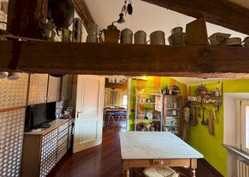 Salone - Four-room apartment Via delle Moline, Bologna (neighborhood Centro Storico) - photo 17