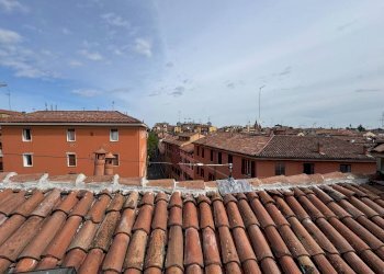 Vista - Four-room apartment Via delle Moline, Bologna (neighborhood Centro Storico) - photo 30