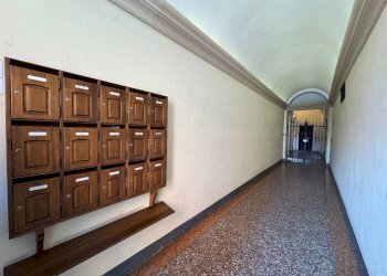 Interno palazzo - Four-room apartment Via delle Moline, Bologna (neighborhood Centro Storico) - photo 37
