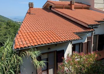 Villa Via Cortine, 13, Longano - foto 1