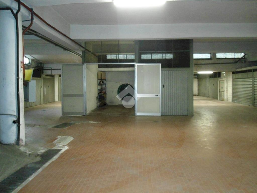 Box C.so Francia, Torino (zona Pozzo Strada) - foto 2