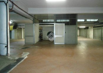 Box C.so Francia, Torino (zona Pozzo Strada) - foto 2