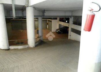 Box C.so Francia, Torino (zona Pozzo Strada) - foto 12