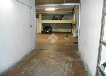 Box C.so Francia, Torino (zona Pozzo Strada) - foto 16