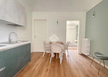 Two-room apartment Vicolo Cavalieri di Malta, Asti - photo 1