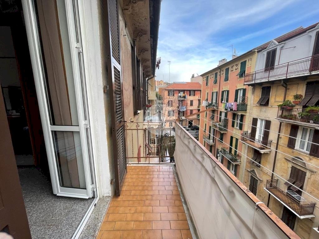 Trilocale Via Ceva, Savona (zona Villapiana) - foto 1