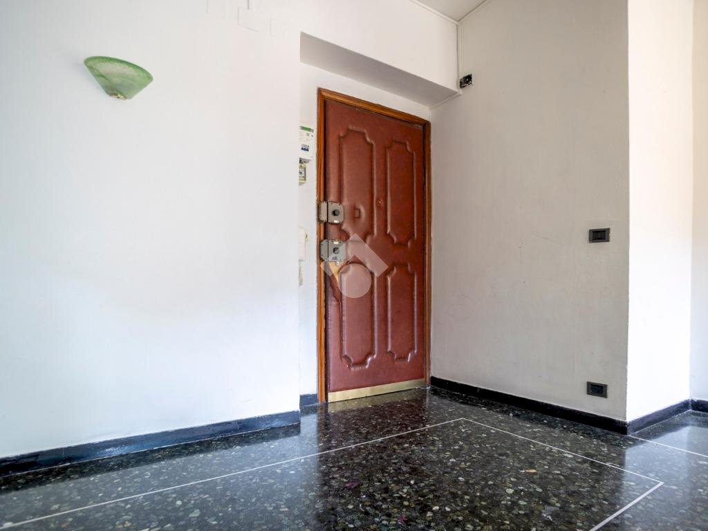 Quadrilocale Via Montaldo, Genova (zona Marassi) - foto 2